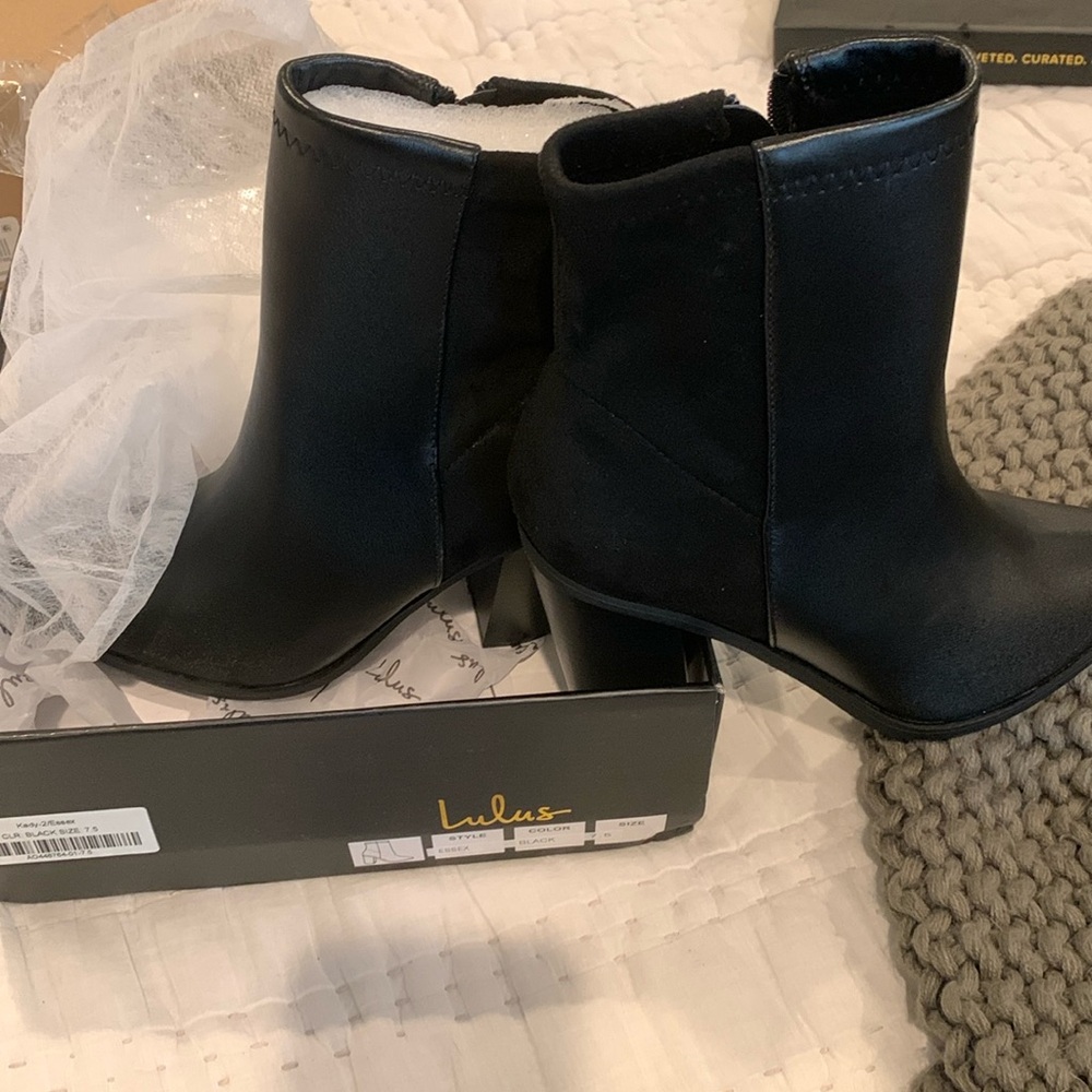 Lulus Essex mid calf booties